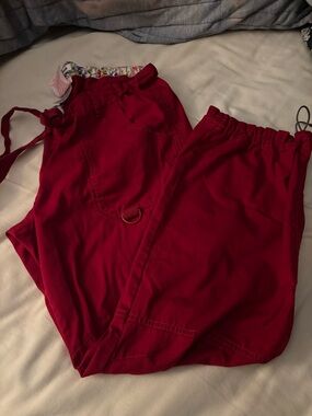 koi Bright Red scrub set